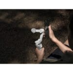 ⁦DJI Osmo Mobile SE Smartphone Gimbal⁩ - الصورة ⁦8⁩